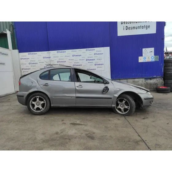 08-10-25 -130 SEAT LEON (1M1) '2004 * PLATA