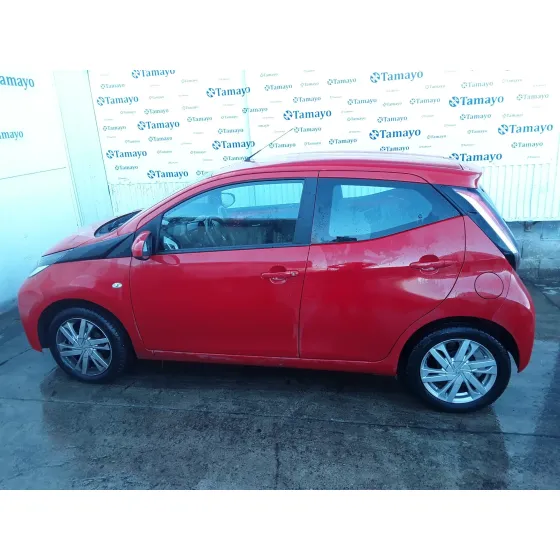 TOYOTA AYGO '2018 1.0 CAT ROJO