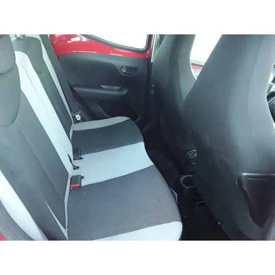 TOYOTA AYGO '2018 1.0 CAT ROJO