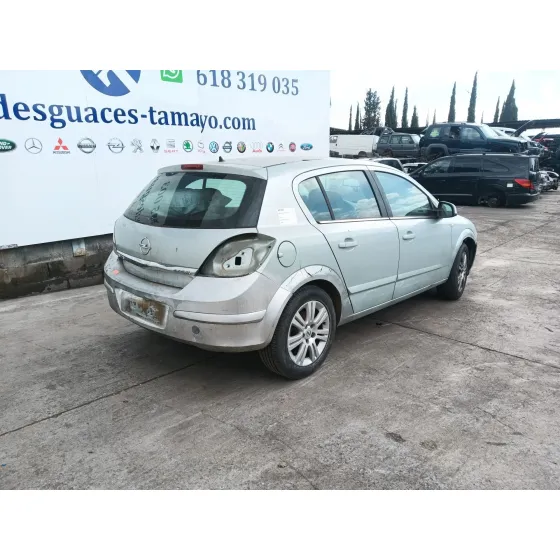 Opel ASTRA H (A04) 2004