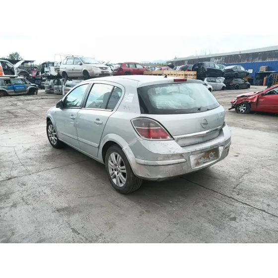 Opel ASTRA H (A04) 2004