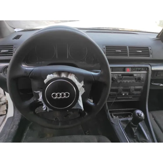 AUDI A4 BERLINA (8E) '2001 1.9 TDI BLANCO
