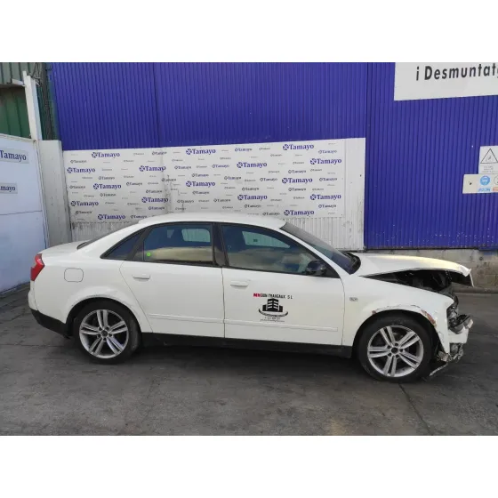 AUDI A4 BERLINA (8E) '2001 1.9 TDI BLANCO