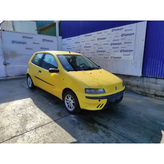 FIAT PUNTO BERLINA (188) '2001 1.2 16V CAT AMARILLO