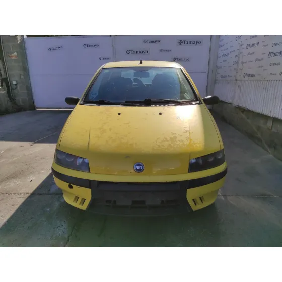 FIAT PUNTO BERLINA (188) '2001 1.2 16V CAT AMARILLO