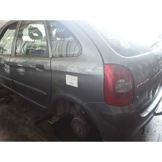 CITROEN XSARA PICASSO '2004 2.0 HDI CAT (RHY / DW10TD) GRIS