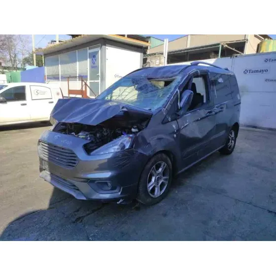 FORD TOURNEO COURIER (C4A) '2019 * GRIS OSCURO