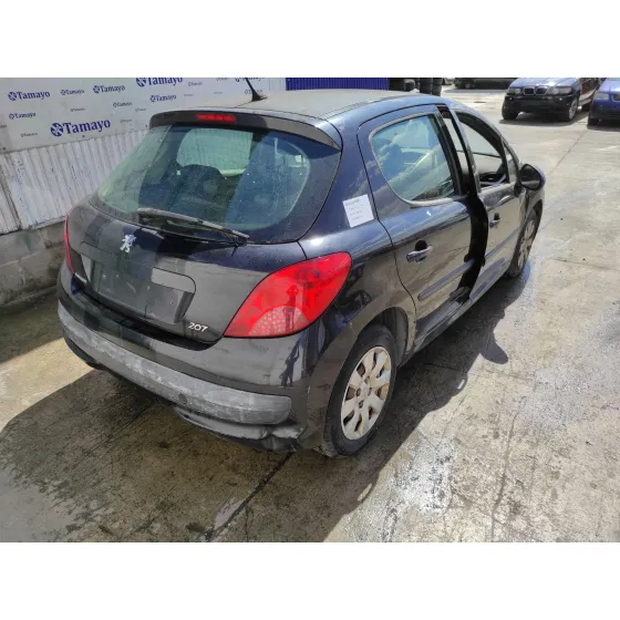 PEUGEOT 207 '2009 1.4 NEGRO
