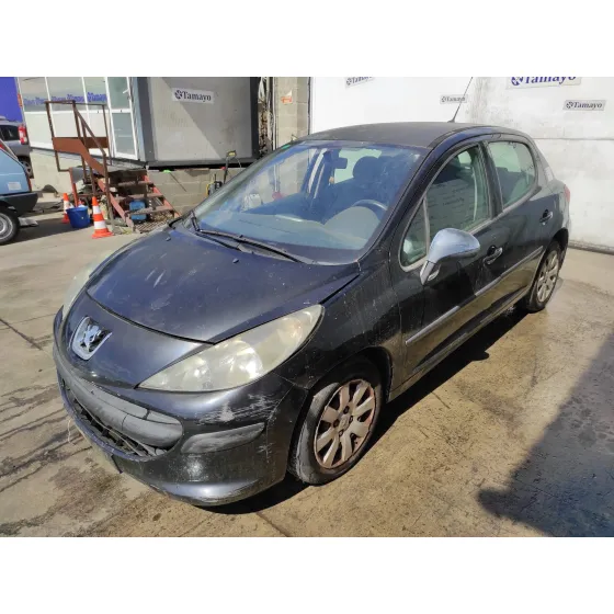 PEUGEOT 207 '2009 1.4 NEGRO