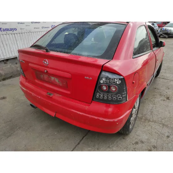 OPEL ASTRA G BERLINA '2002 2.0 DTI ROJO