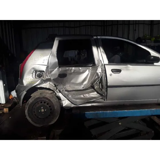 FIAT PUNTO BERLINA (188) '2003 1.2 16V CAT PLATA