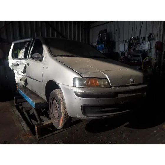 FIAT PUNTO BERLINA (188) '2003 1.2 16V CAT PLATA