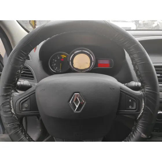 RENAULT MEGANE III BERLINA 5 P '2010 1.5 DCI DIESEL CAT GRIS