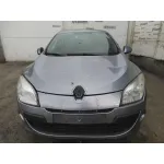 RENAULT MEGANE III BERLINA 5 P RENAULT MEGANE III BERLINA 5 P '2010 1.5 DCI DIESEL CAT GRIS 2008