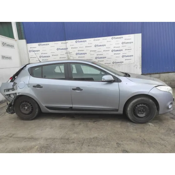 RENAULT MEGANE III BERLINA 5 P '2010 1.5 DCI DIESEL CAT GRIS