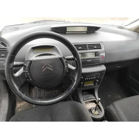 CITROEN C4 BERLINA '2006 1.6 16V HDI FAP NEGRO