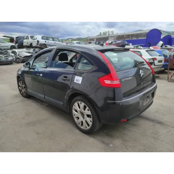 CITROEN C4 BERLINA '2006 1.6 16V HDI FAP NEGRO