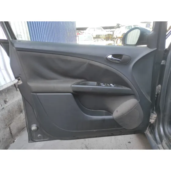 SEAT ALTEA XL (5P5) '2004 2.0 TDI GRIS OSCURO