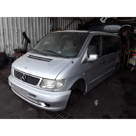 MERCEDES VITO (W638) CAJA CERRADA '2004 2.3 TURBODIESEL PLATA