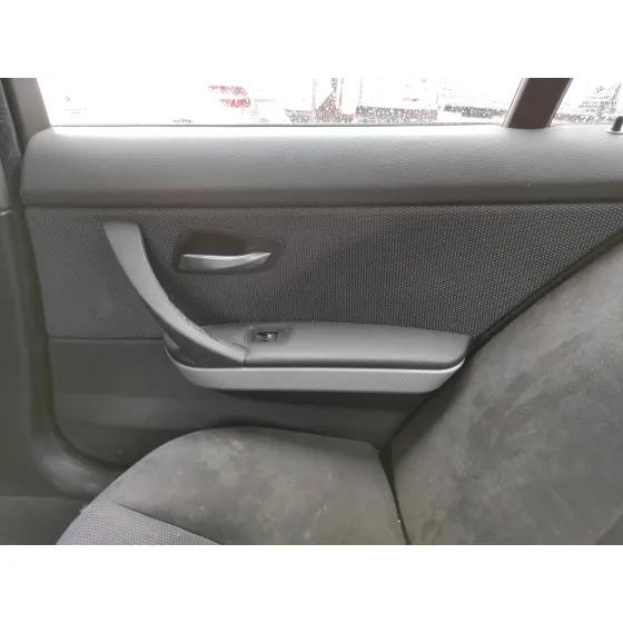 BMW SERIE 3 BERLINA (E90) '2009 2.0 TURBODIESEL CAT NEGRO