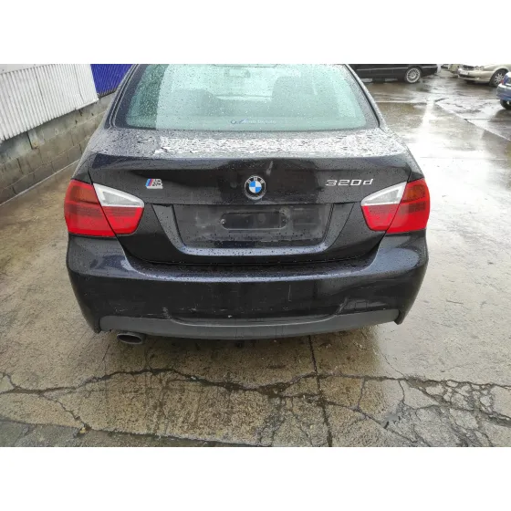 BMW SERIE 3 BERLINA (E90) '2009 2.0 TURBODIESEL CAT NEGRO