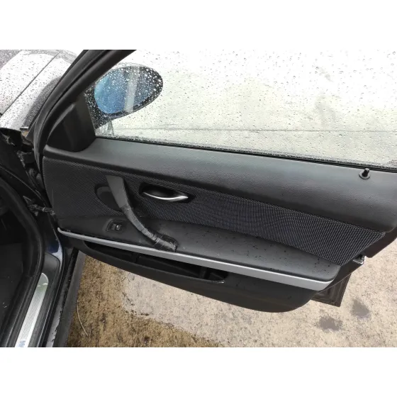 BMW SERIE 3 BERLINA (E90) '2009 2.0 TURBODIESEL CAT NEGRO