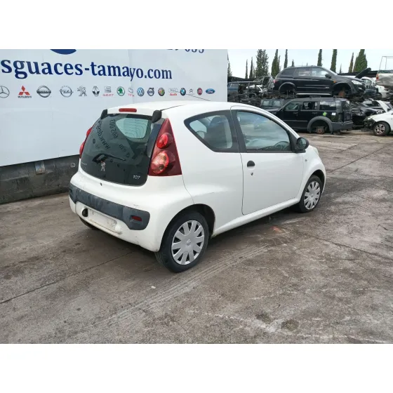 Peugeot 107 (PM_, PN_) 2005