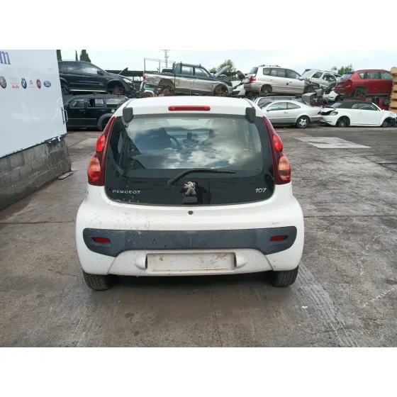 Peugeot 107 (PM_, PN_) 2005