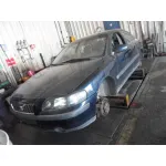 VOLVO S 60 BERLINA '2001 2.4 CAT AZUL