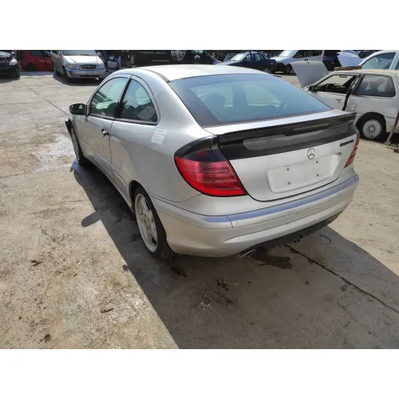 MERCEDES CLASE C (W203) SPORTCOUPE '2002 2.0 COMPRESOR CAT PLATA