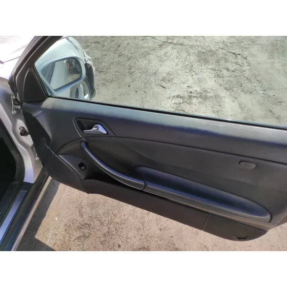 MERCEDES CLASE C (W203) SPORTCOUPE '2002 2.0 COMPRESOR CAT PLATA