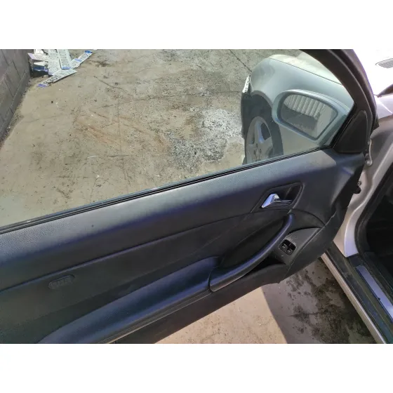 MERCEDES CLASE C (W203) SPORTCOUPE '2002 2.0 COMPRESOR CAT PLATA