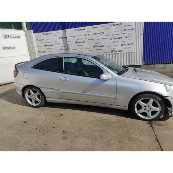 MERCEDES CLASE C (W203) SPORTCOUPE '2002 2.0 COMPRESOR CAT PLATA