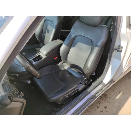 MERCEDES CLASE C (W203) SPORTCOUPE '2002 2.0 COMPRESOR CAT PLATA