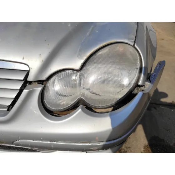MERCEDES CLASE C (W203) SPORTCOUPE '2002 2.0 COMPRESOR CAT PLATA