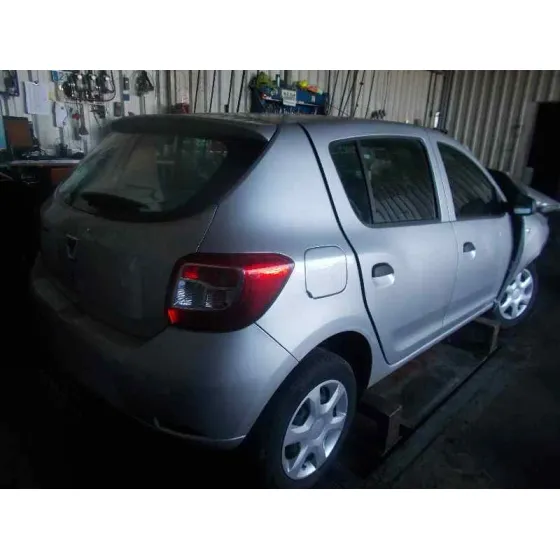 DACIA SANDERO '2015 1.2 16V CAT (BIVALENT. GASOLINA / GPL) PLATA