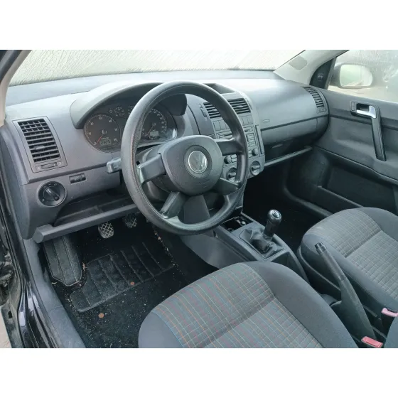 Volkswagen POLO IV (9N_, 9A_) 2005