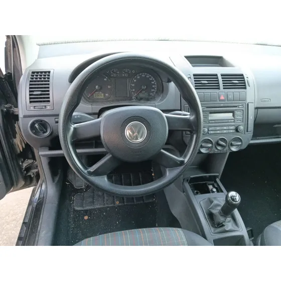 Volkswagen POLO IV (9N_, 9A_) 2005