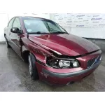 VOLVO S60 BERLINA VOLVO S60 BERLINA '2001 2.4 CAT GRANATE 2000