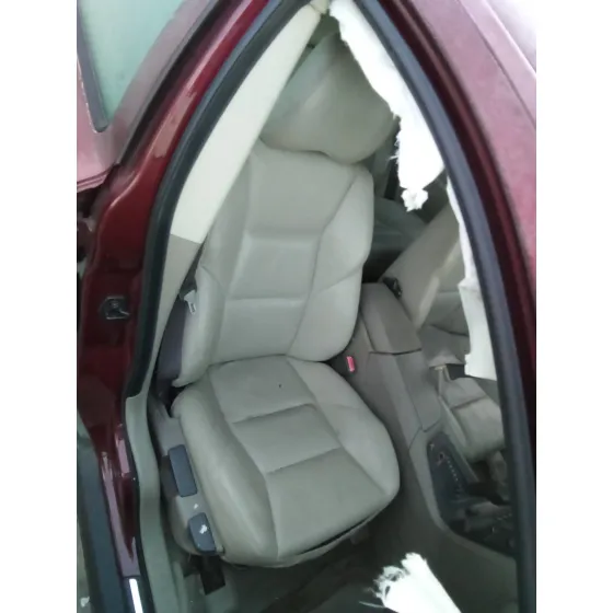 VOLVO S60 BERLINA '2001 2.4 CAT GRANATE