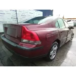VOLVO S60 BERLINA VOLVO S60 BERLINA '2001 2.4 CAT GRANATE 2000
