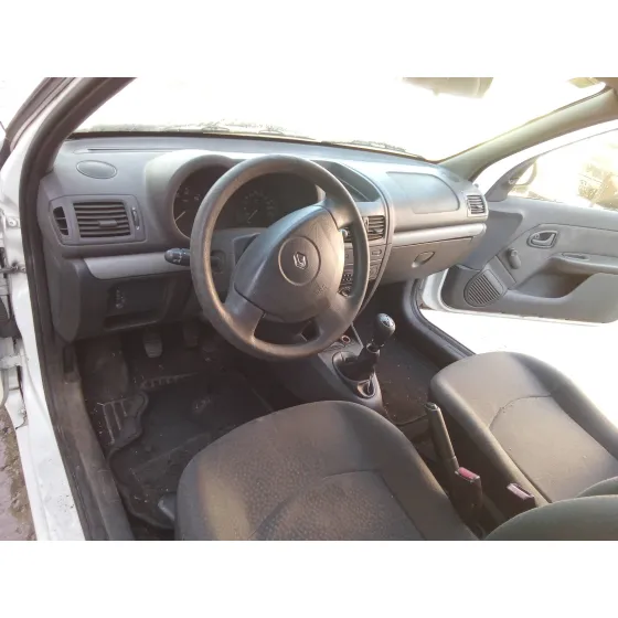 RENAULT CLIO II FASE II (B/CB0) '2008 1.5 DCI DIESEL BLANCO