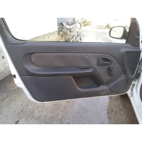 RENAULT CLIO II FASE II (B/CB0) '2008 1.5 DCI DIESEL BLANCO