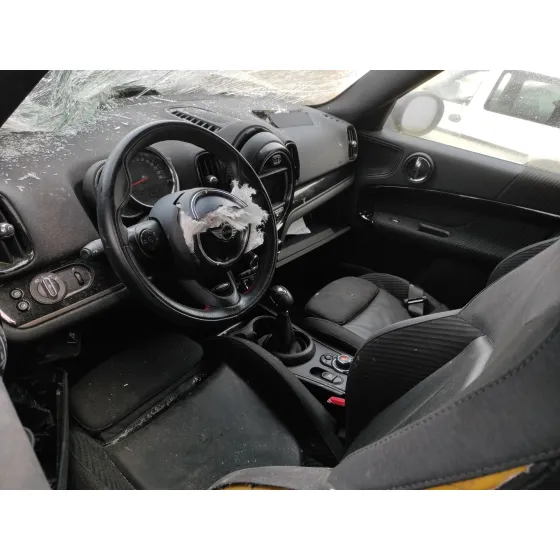 MINI COUNTRYMAN (F60) '2018 * GRIS