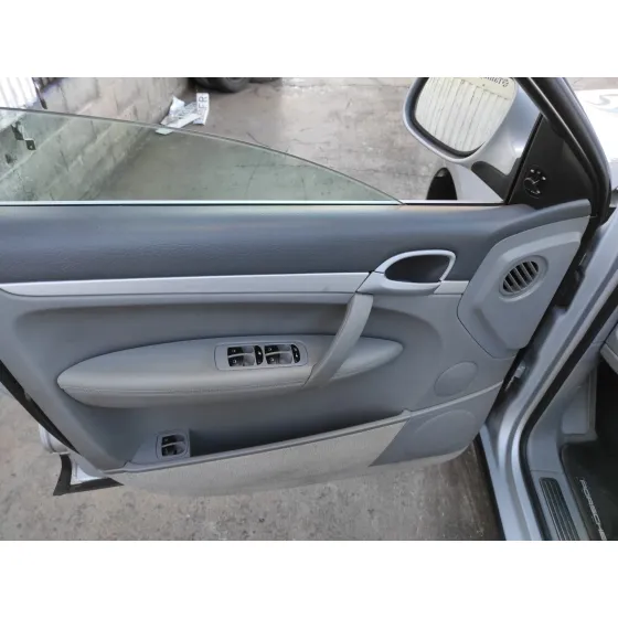 PORSCHE CAYENNE (TYP 9PA) '2004 4.5 V8 CAT PLATA