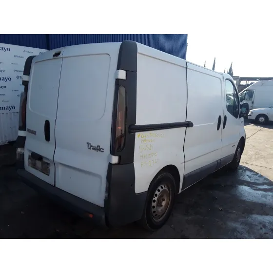 RENAULT TRAFIC CAJA CERRADA (AB 4.01) '2005 1.9 DIESEL BLANCO