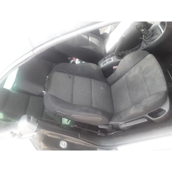 PEUGEOT 307 CC (S2) '2006 2.0 16V HDI FAP CAT (RHR / DW10BTED4) NEGRO
