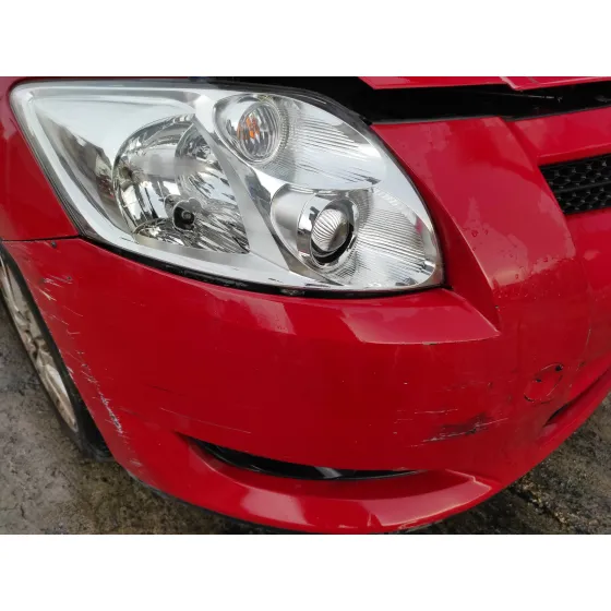 TOYOTA AURIS '2008 1.6 16V CAT ROJO