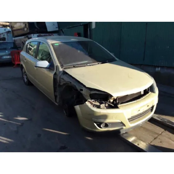 OPEL ASTRA H BERLINA '2004 * DORADO