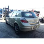 OPEL ASTRA H BERLINA OPEL ASTRA H BERLINA '2004 * DORADO 2004
